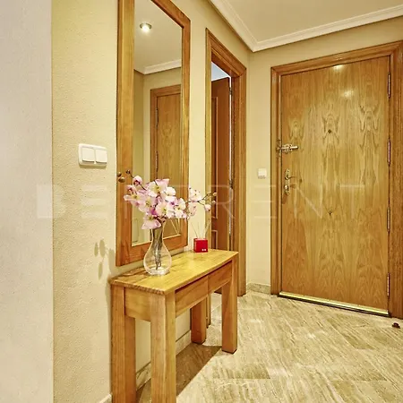 Beferent Urbaeuropa Apartment